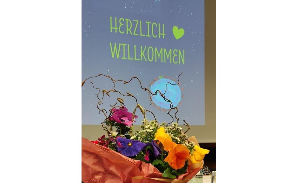 www01-wv2026-blumengeschenk-kl